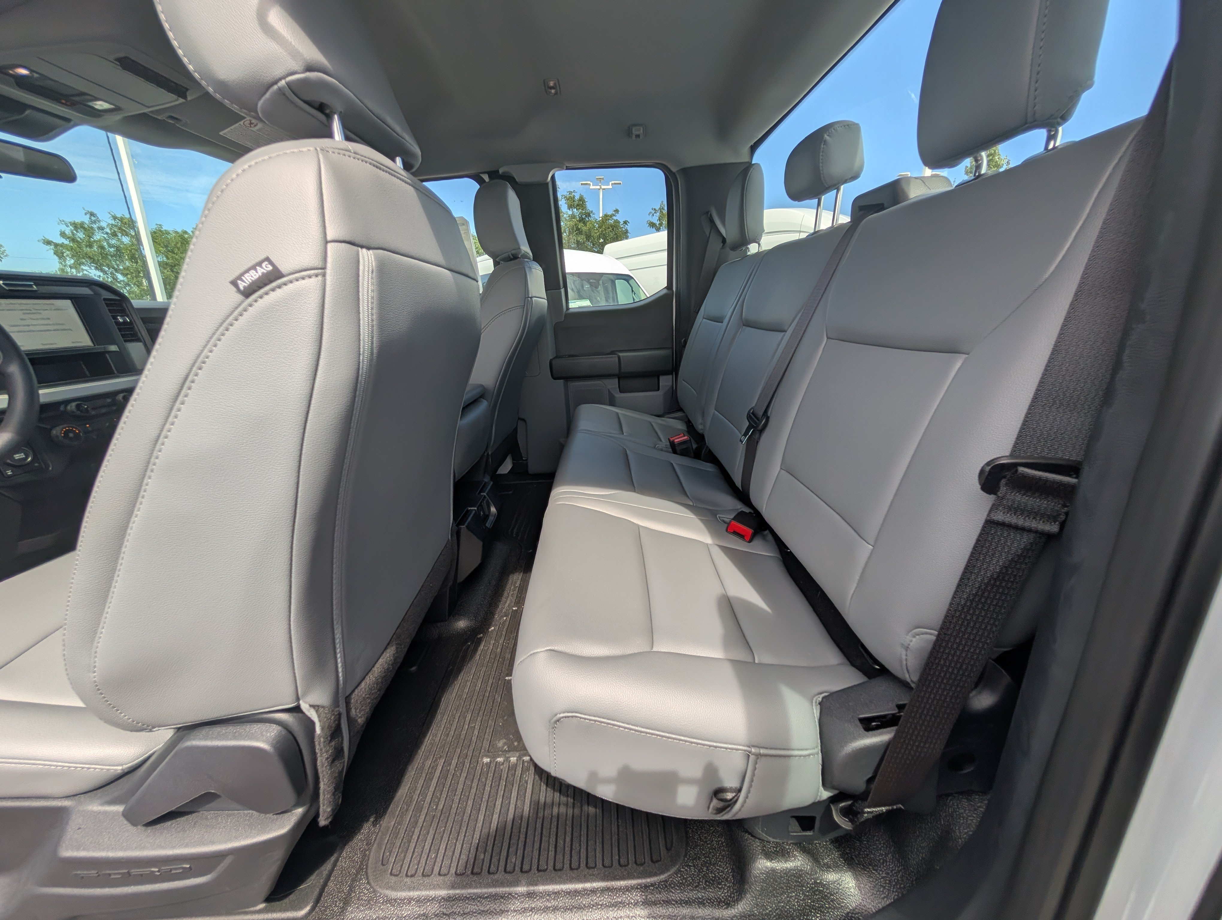 New 2026 Ford F250 XL w/ XL Chrome Package AWD/4WD image 10