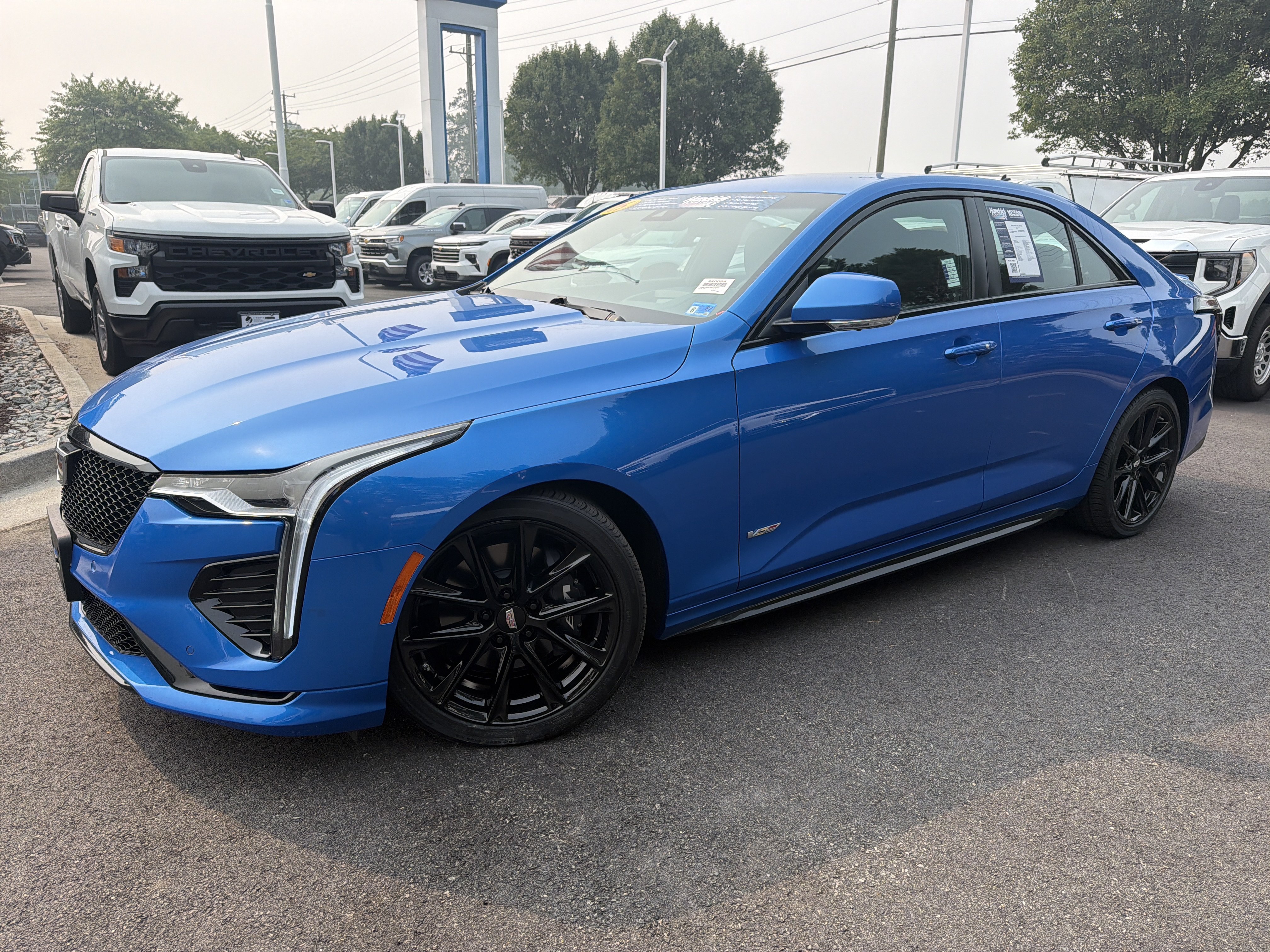 Used 2025 Cadillac CT4 V w/ Technology Package RWD image 5