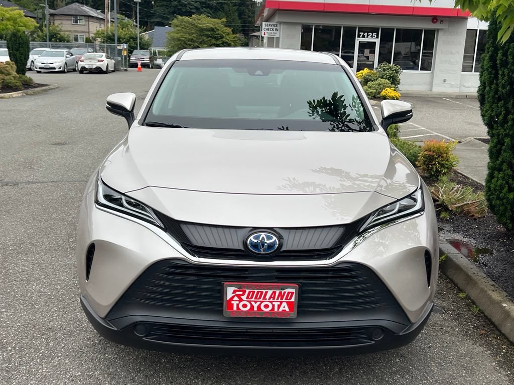 Certified 2023 Toyota Venza LE AWD/4WD image 5