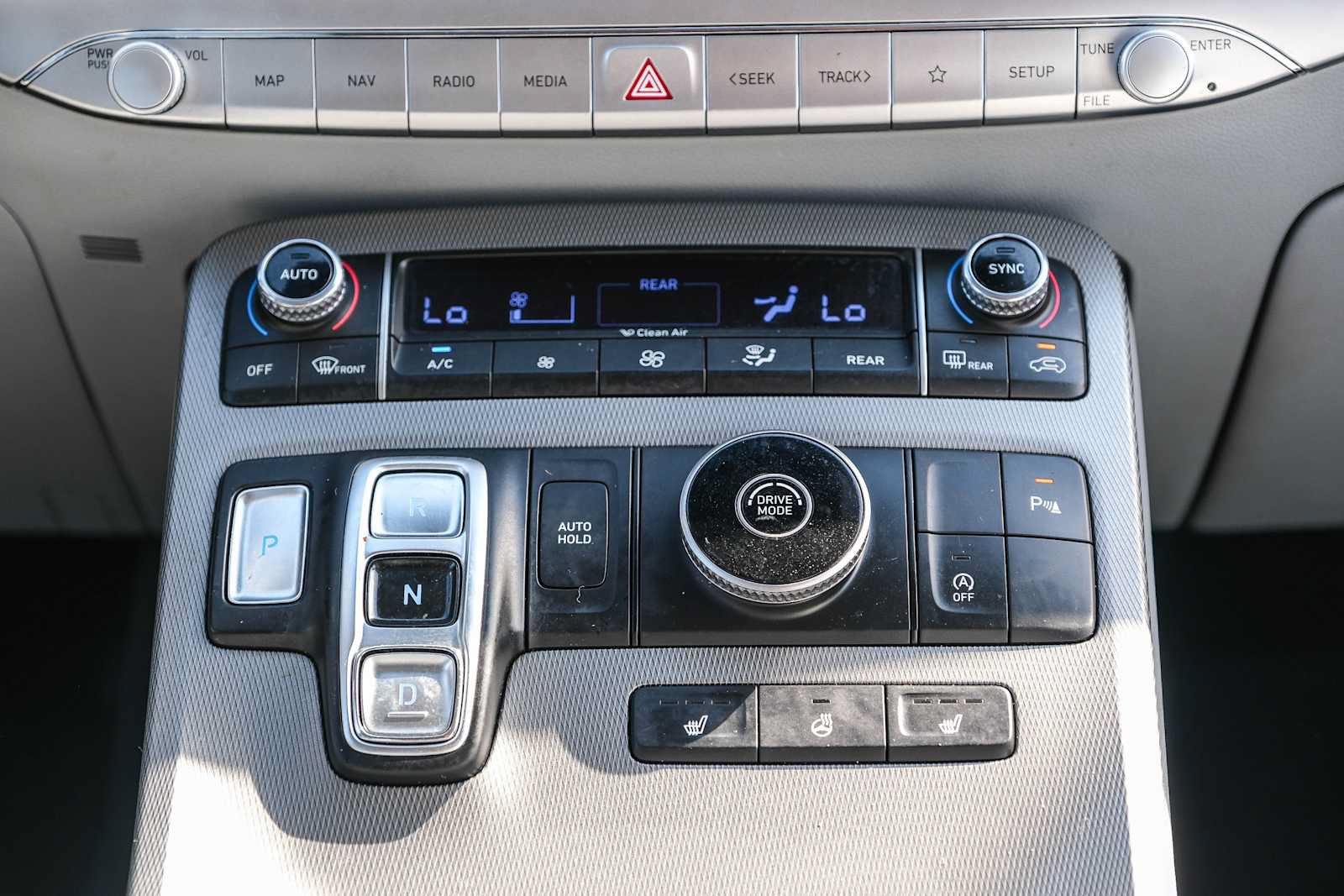 Used 2021 Hyundai Palisade SEL w/ Premium Package FWD image 15