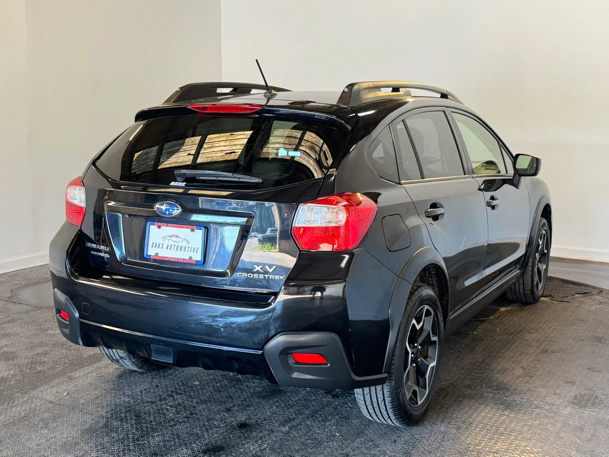 Used 2015 Subaru Crosstrek 2.0i Premium AWD/4WD image 6