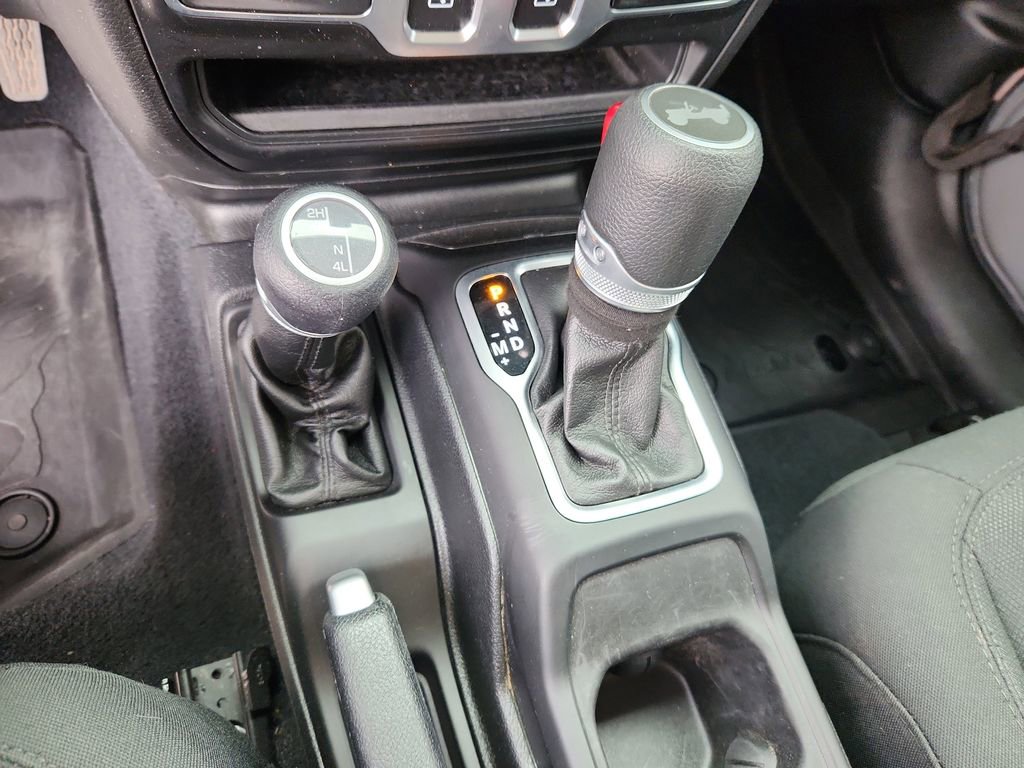 Used 2020 Jeep Wrangler Sport AWD/4WD image 21