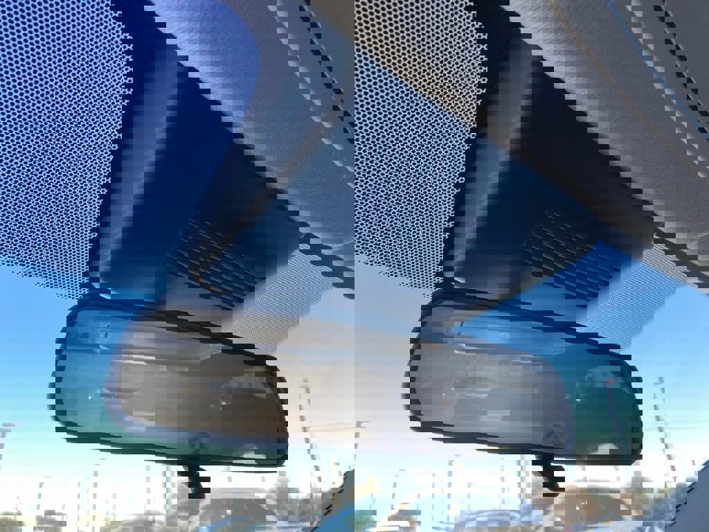 Used 2025 Nissan Sentra S image 27