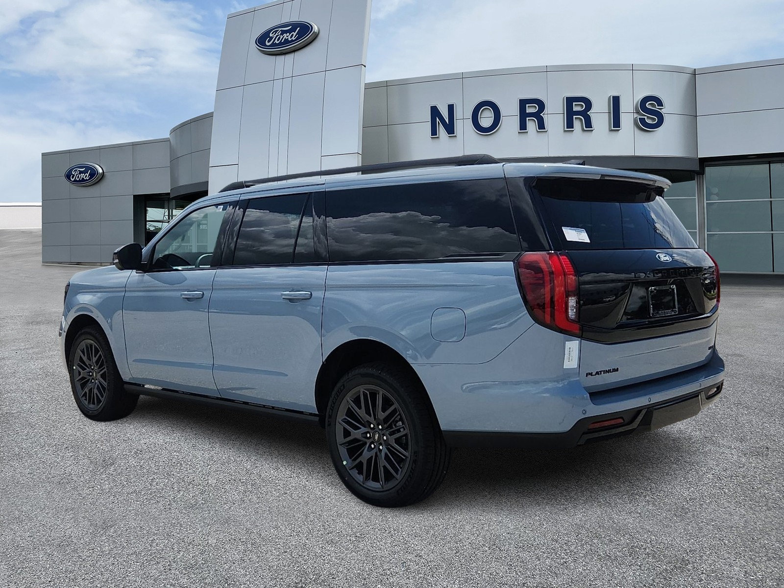 New 2027 Ford Expedition Max Platinum w/ Stealth Appearance Package AWD/4WD image 3