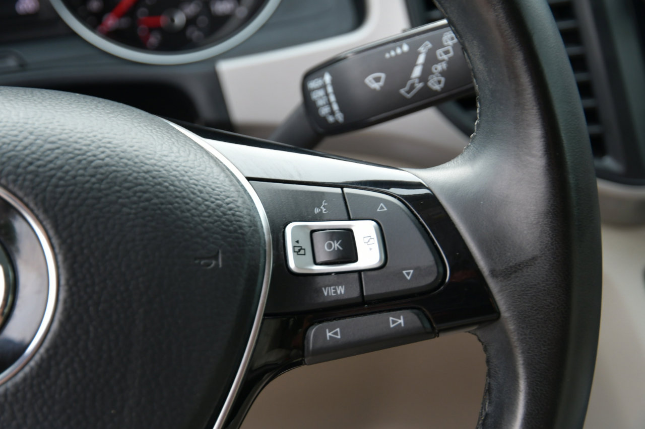 Used 2020 Volkswagen Atlas SE w/ Panoramic Sunroof Package image 12