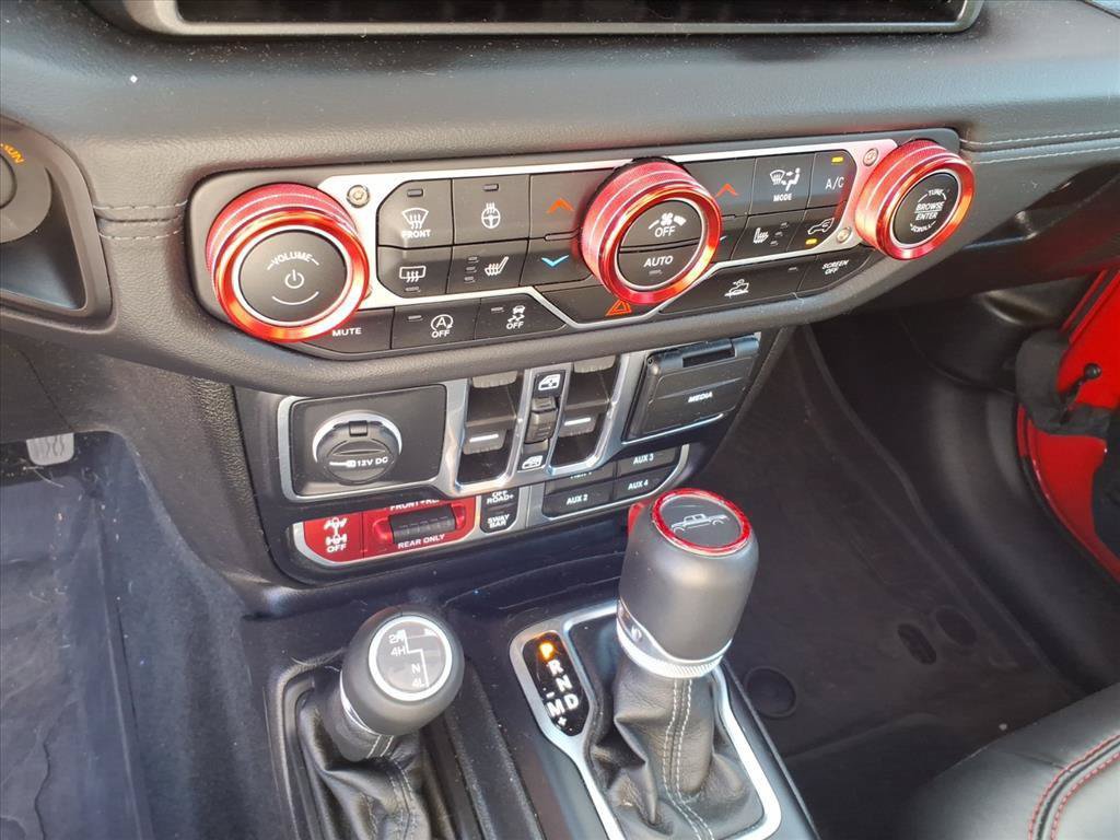 Used 2024 Jeep Gladiator Rubicon w/ Convenience Group AWD/4WD image 21