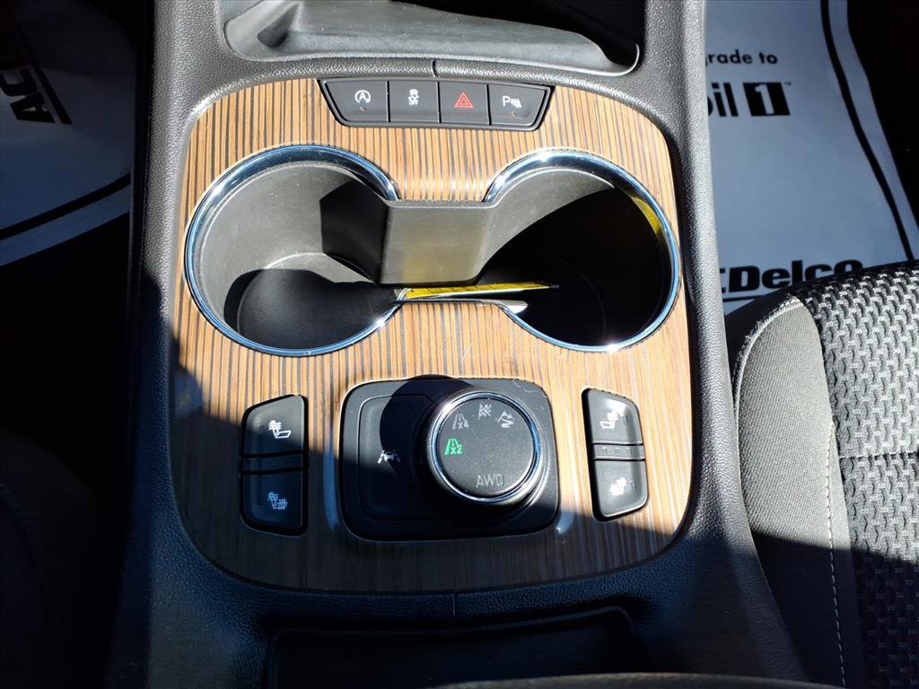 Used 2023 GMC Acadia SLE w/ Driver Convenience Package image 26