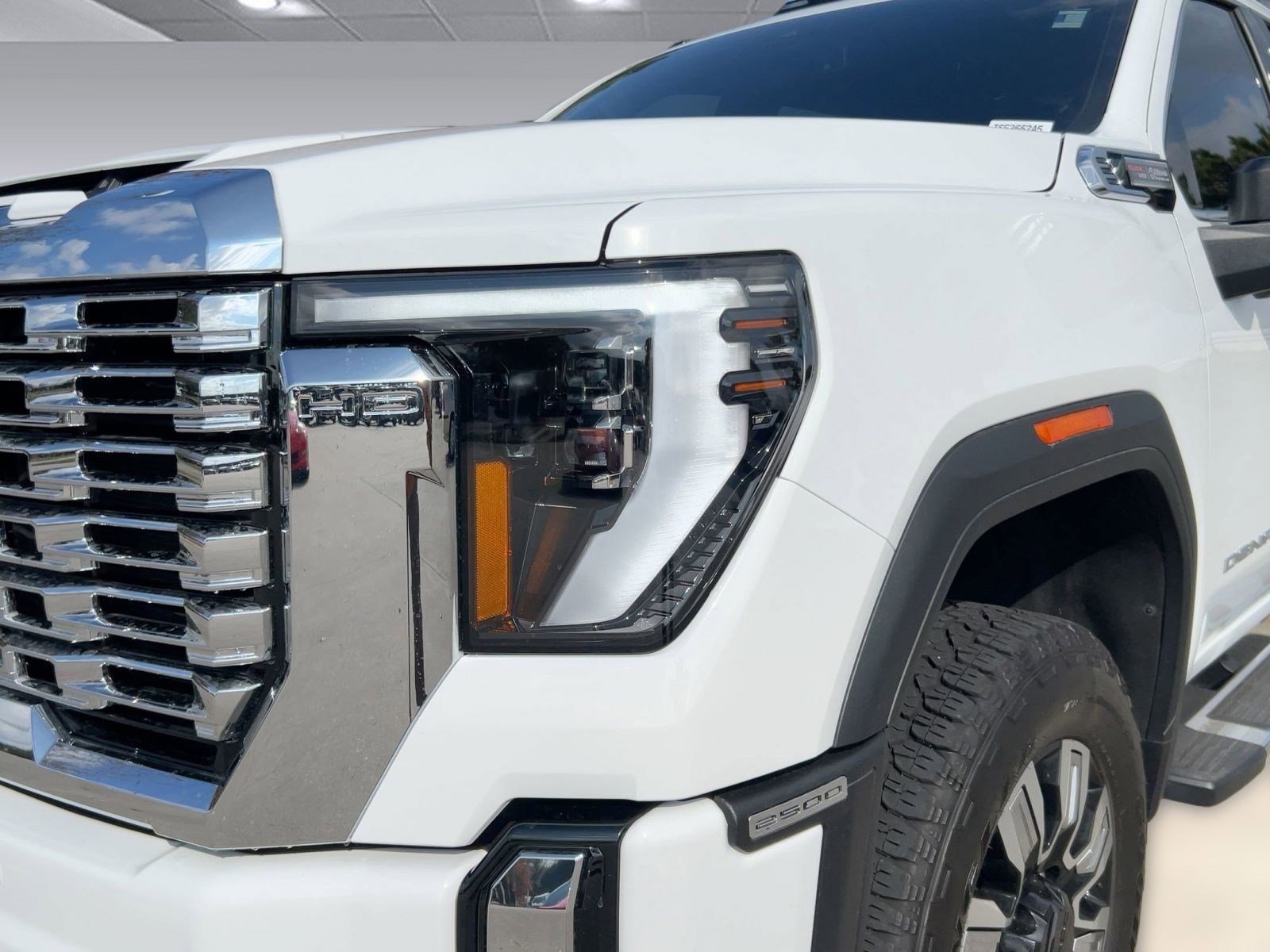 Certified 2025 GMC Sierra 2500 Denali image 10