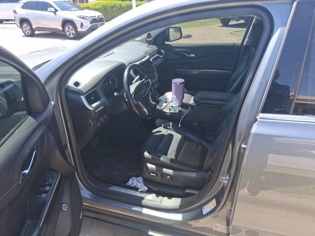 Used 2021 GMC Acadia SLT w/ LPO, Floor Liner Package FWD image 8