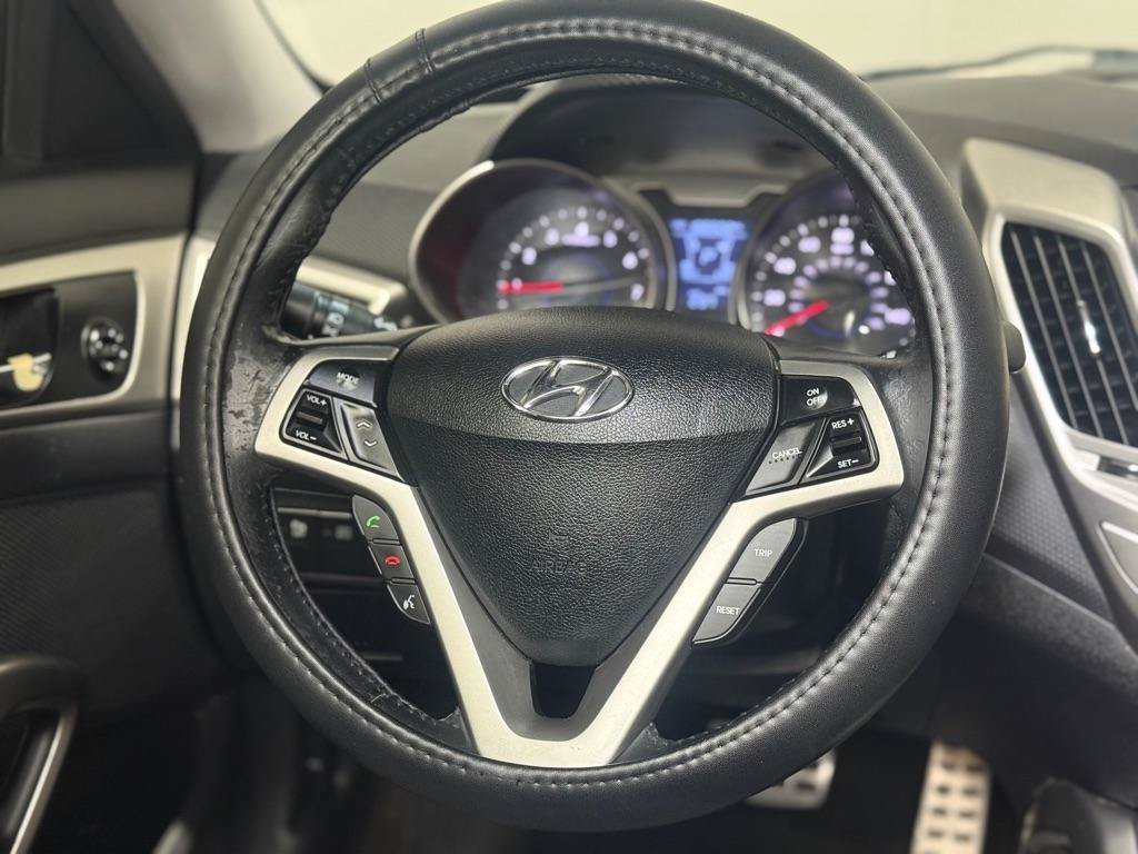 Used 2012 Hyundai Veloster w/ Style Pkg FWD image 30