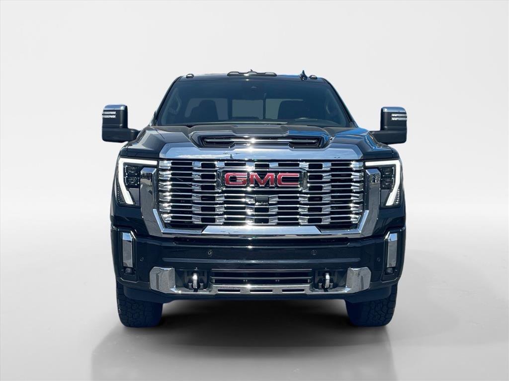 Used 2024 GMC Sierra 2500 Denali w/ Denali Reserve Package AWD/4WD image 2