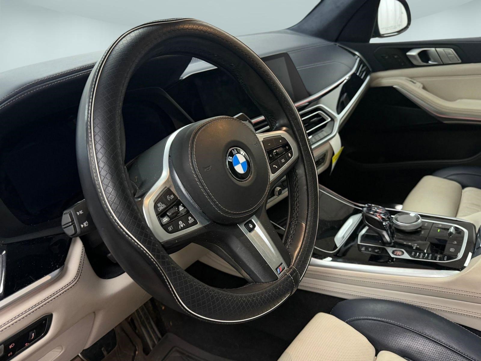 Used 2021 BMW X7 xDrive40i w/ M Sport Package image 4