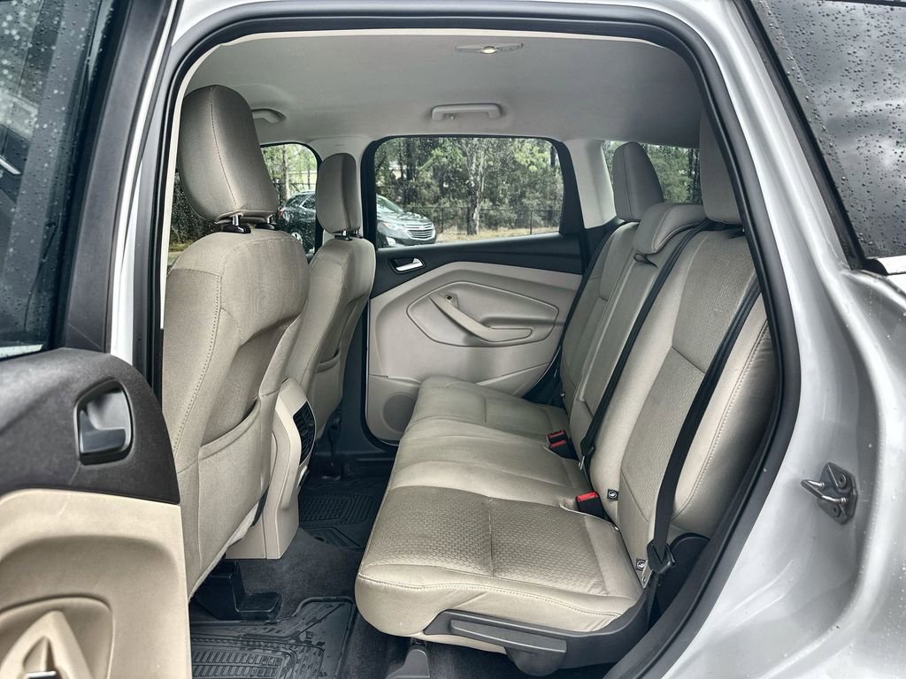 Used 2019 Ford Escape SE image 23