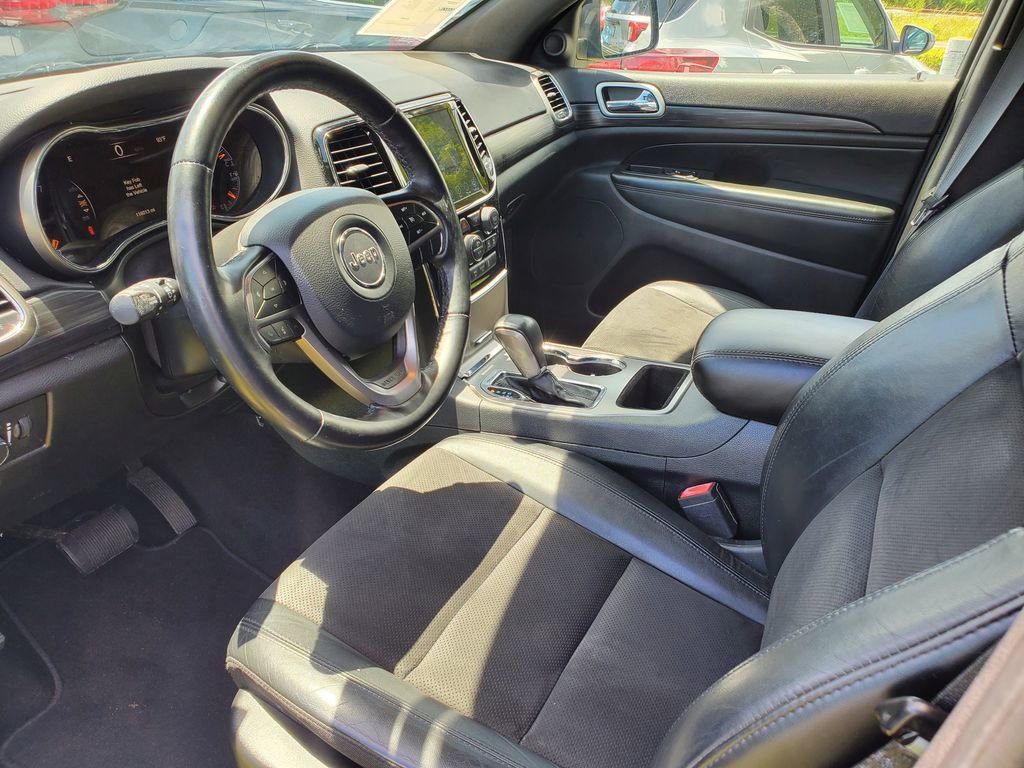 Used 2020 Jeep Grand Cherokee Altitude image 15