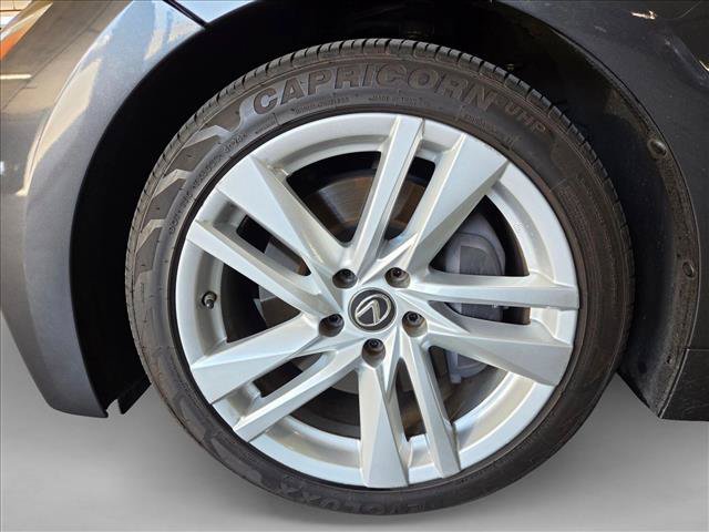 Used 2021 Lexus IS 300 w/ Comfort Package RWD image 17