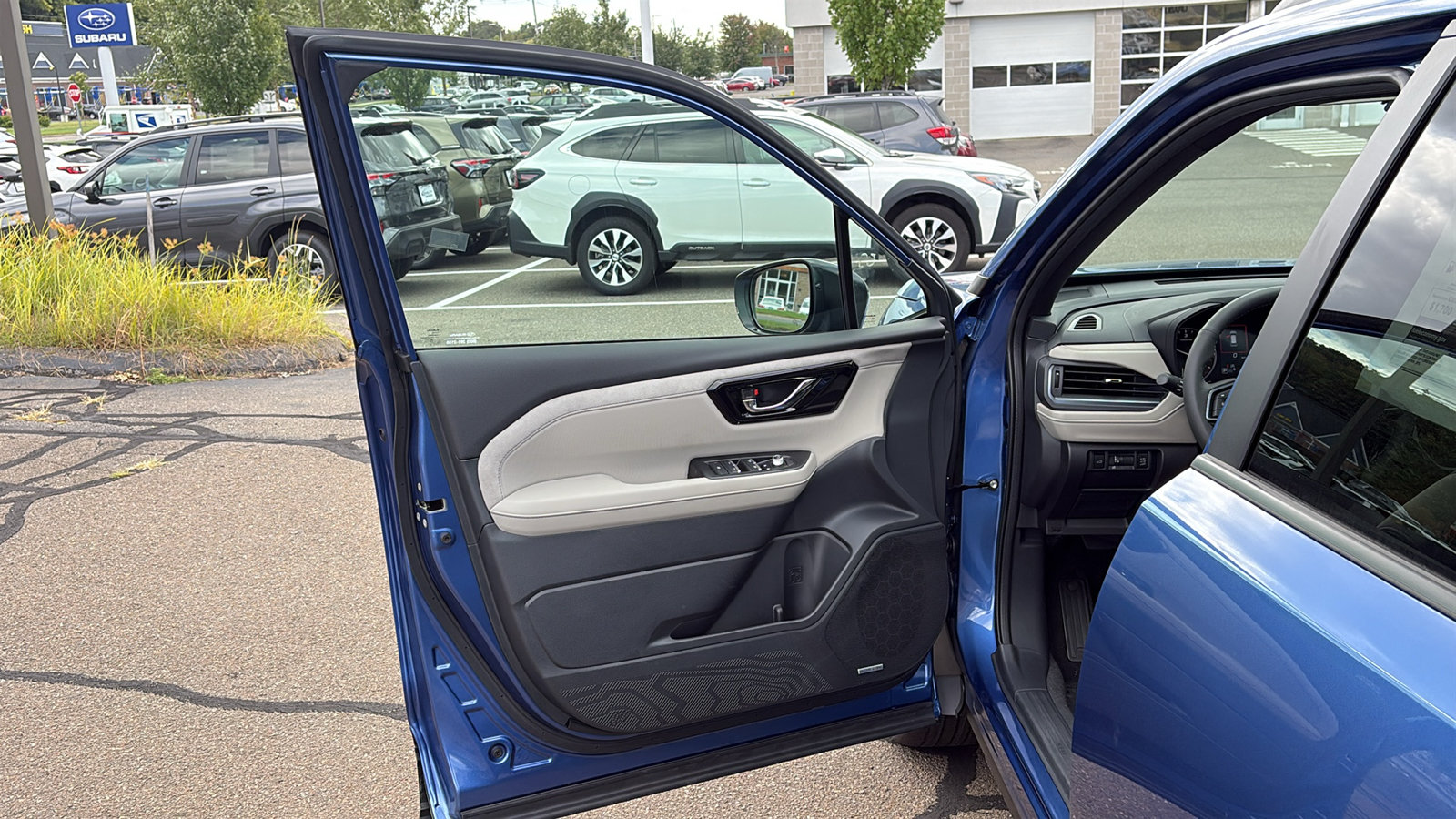 New 2026 Subaru Forester Limited AWD/4WD image 8