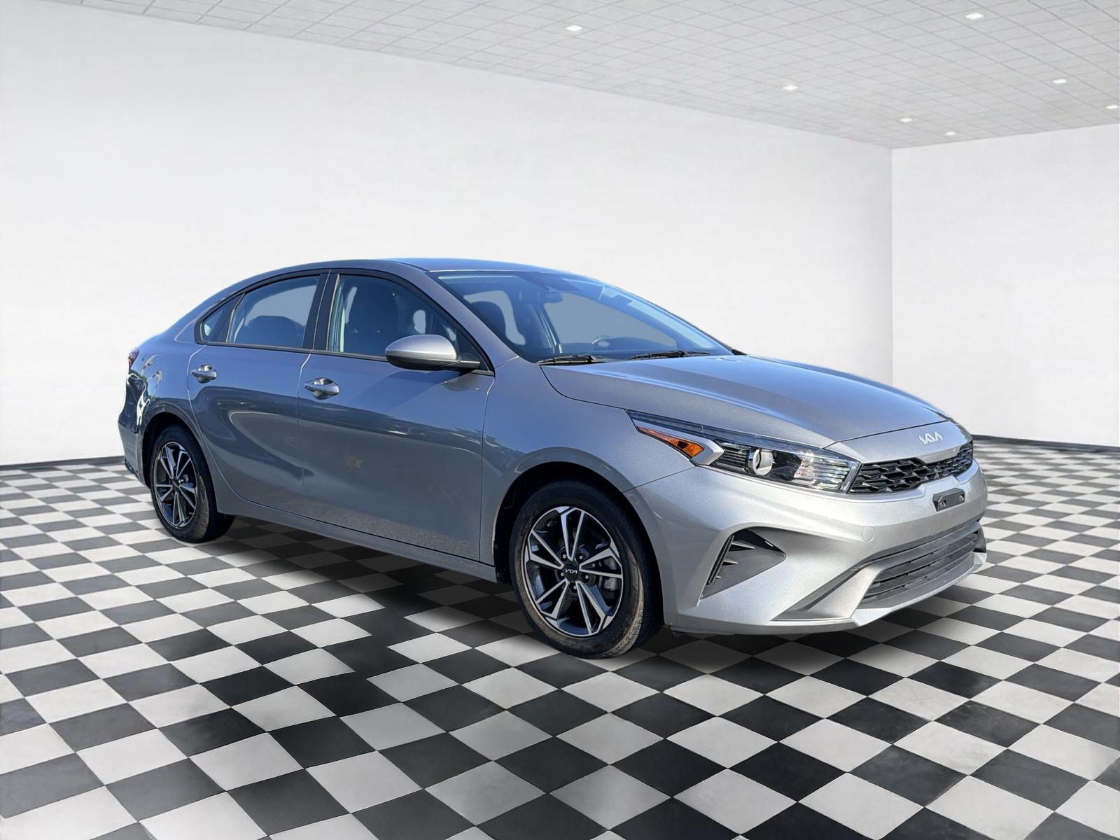 Used 2024 Kia Forte LXS FWD image 6