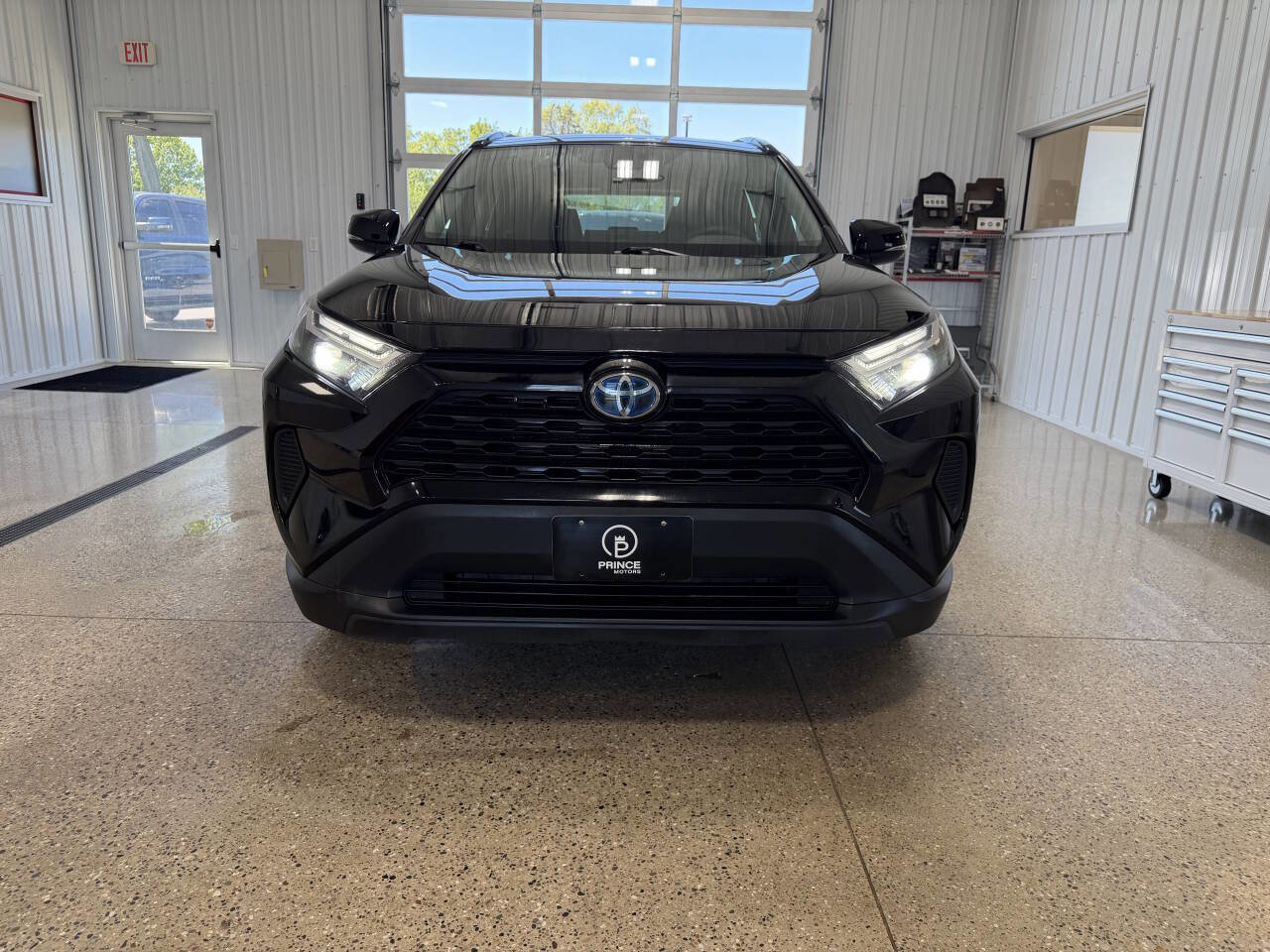 Used 2022 Toyota RAV4 XLE w/ Convenience Package AWD/4WD image 8