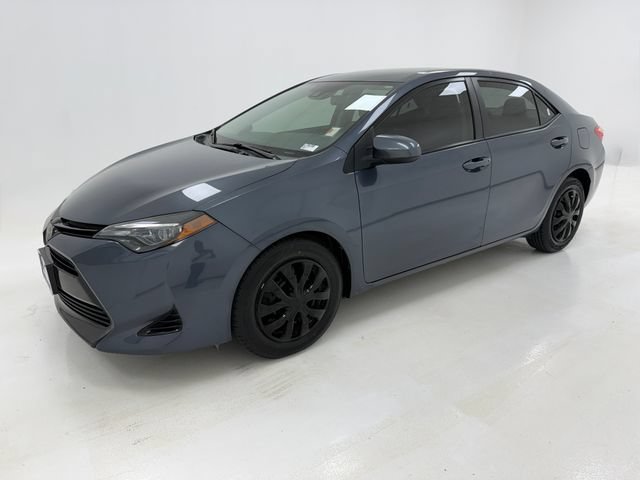 Used 2018 Toyota Corolla LE FWD image 5