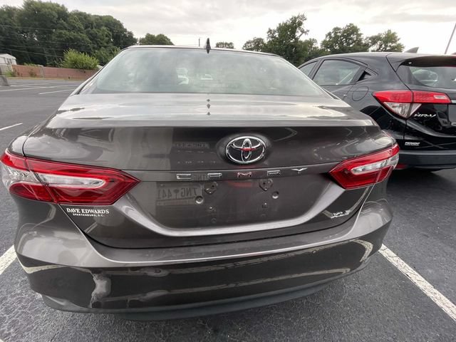 Used 2018 Toyota Camry XLE FWD image 10