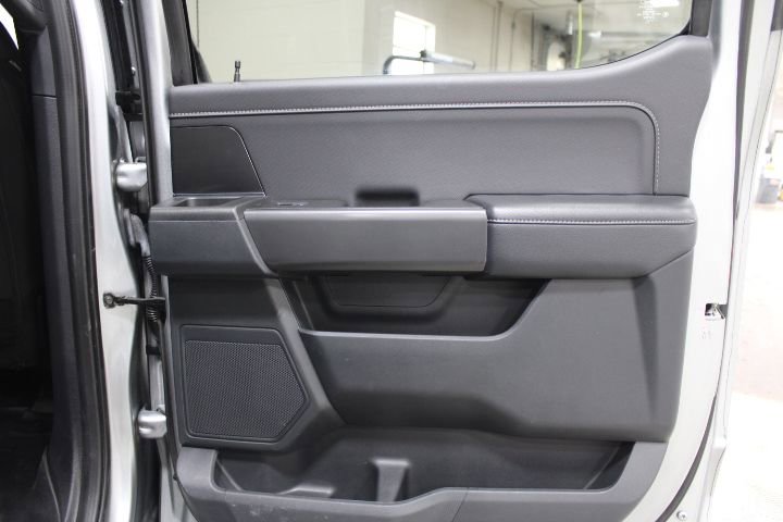 Used 2024 Ford F150 XLT w/ XLT Black Appearance Package image 29