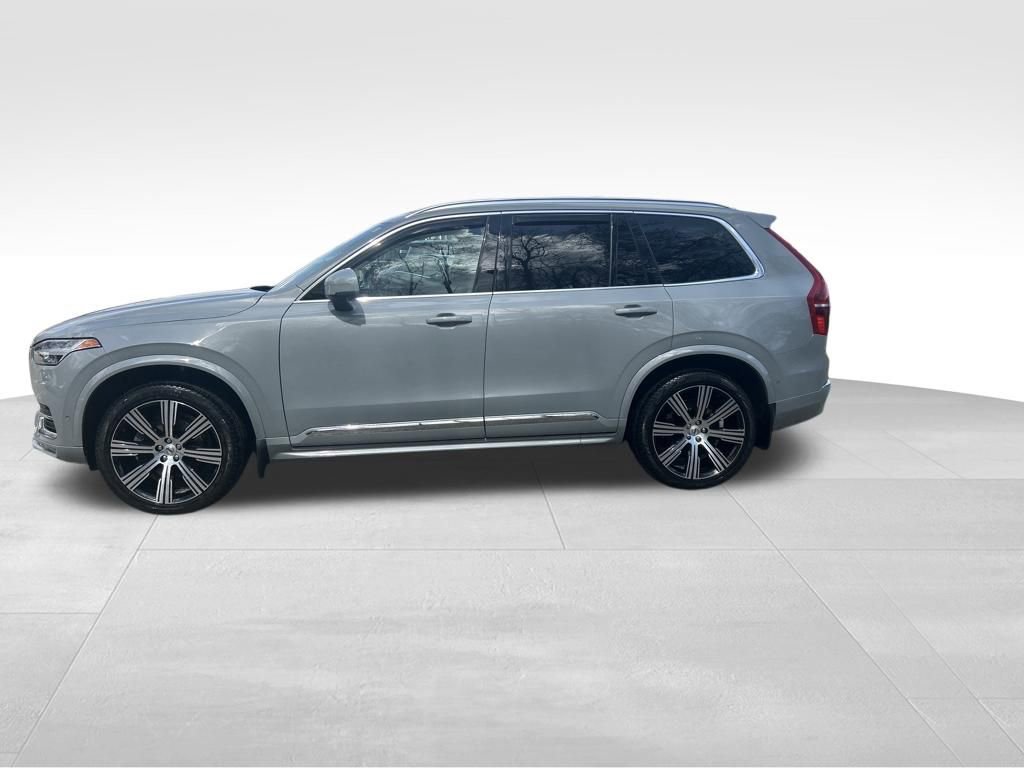 Used 2024 Volvo XC90 B6 Ultimate w/ Protection Package Premier image 2