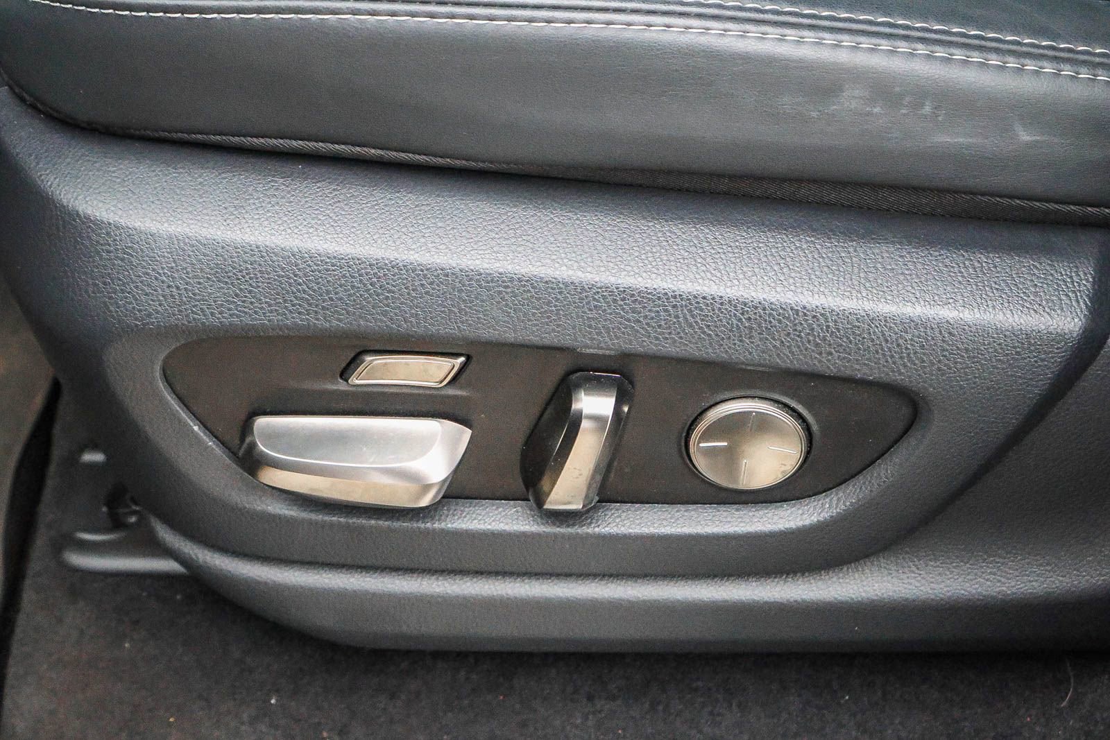 Used 2024 Lexus LX 600 F Sport image 29