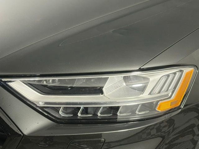 Used 2021 Audi A8 L 4.0T w/ Luxury Package image 11