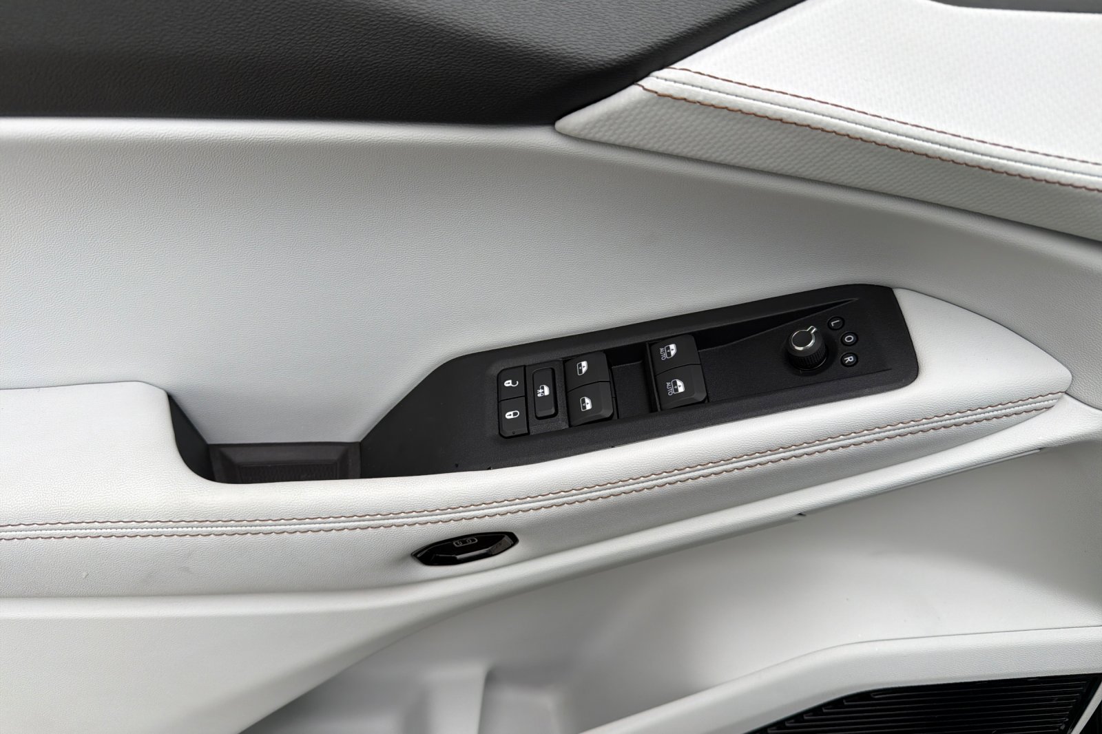 New 2026 Jeep Cherokee Limited image 9