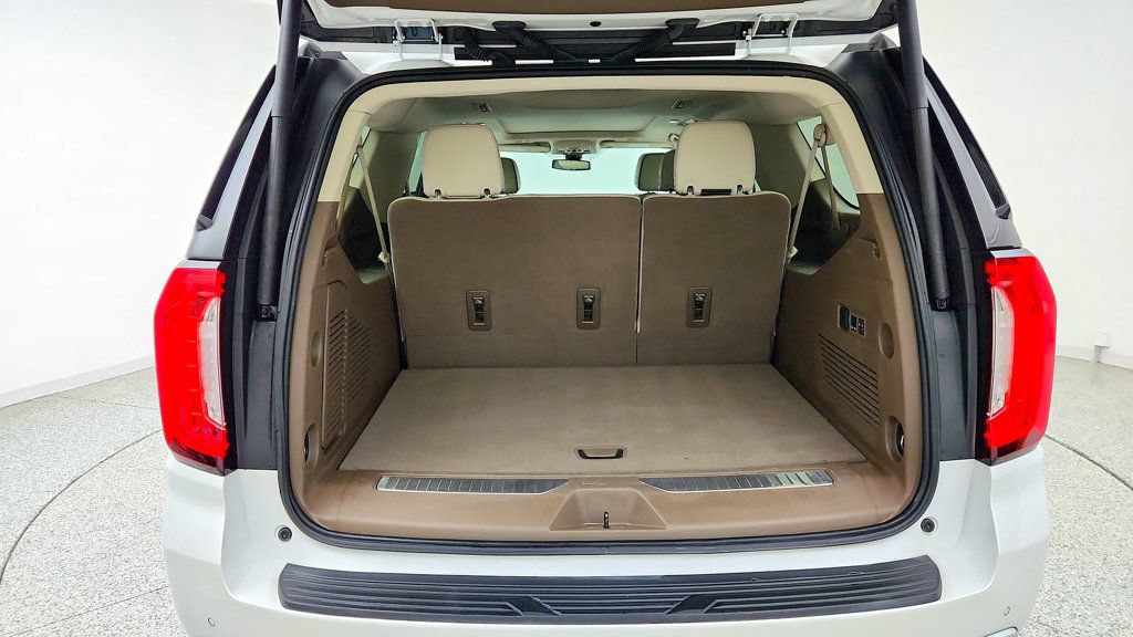 Used 2022 GMC Yukon XL Denali AWD/4WD image 24