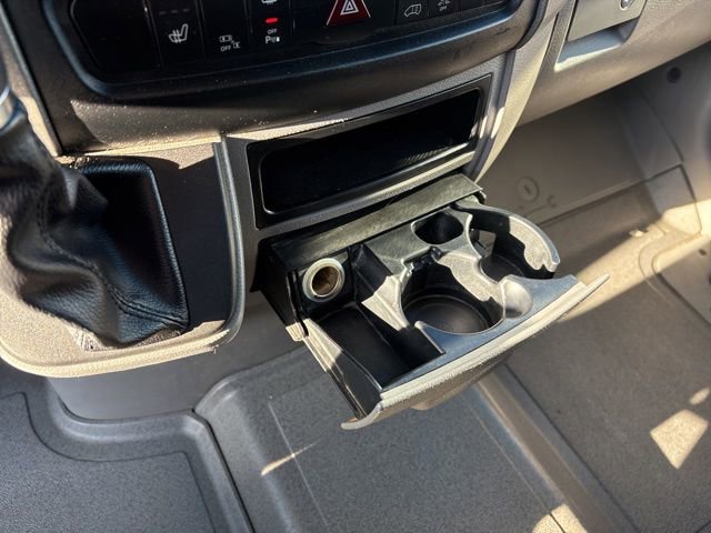 Used 2016 Mercedes-Benz Sprinter 2500 image 16