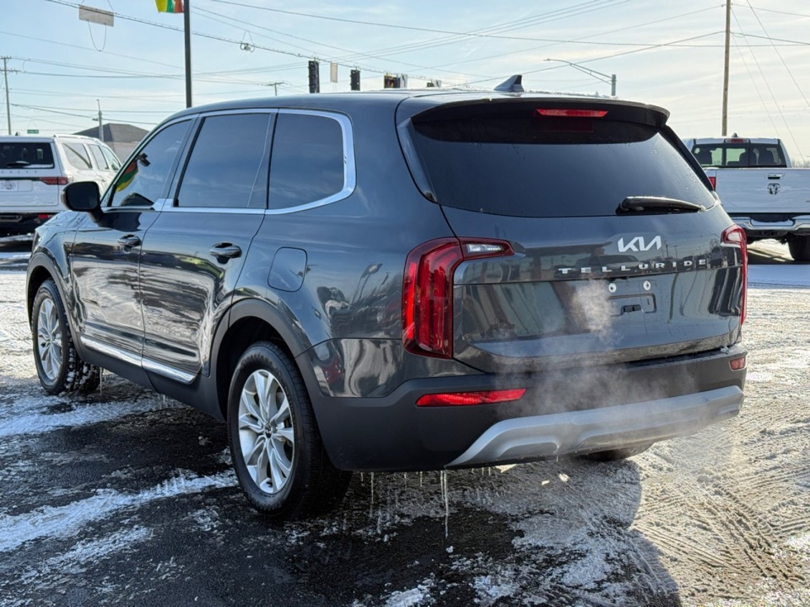 Used 2022 Kia Telluride LX image 6