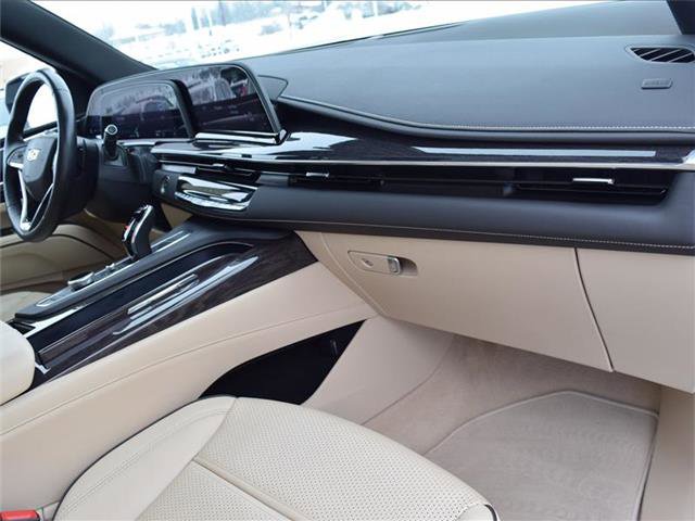 Used 2022 Cadillac Escalade Premium Luxury w/ Touring Package image 23