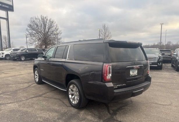 Used 2016 GMC Yukon XL SLT w/ Open Road Package image 5