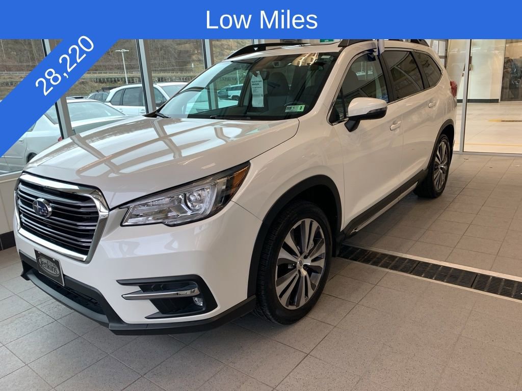 Certified 2022 Subaru Ascent Limited w/ Technology Package image 2