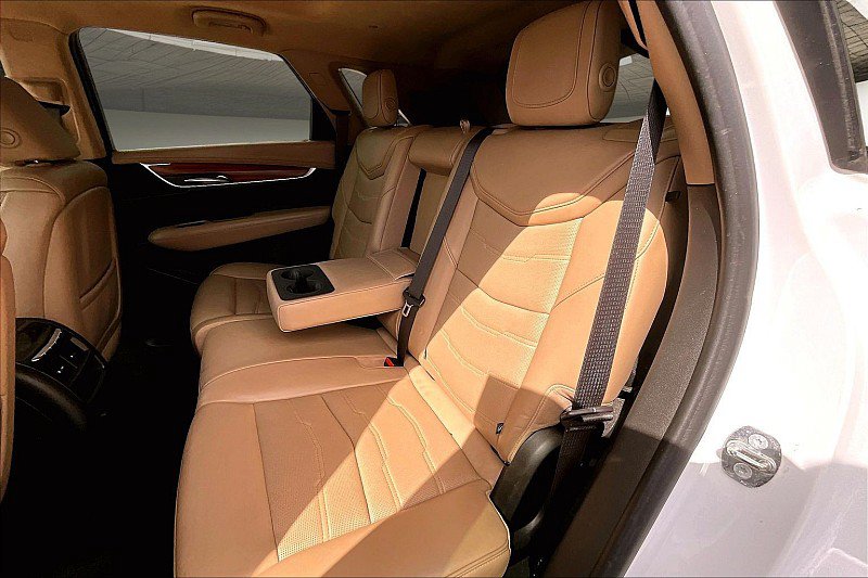 Used 2019 Cadillac XT5 Platinum AWD/4WD image 23