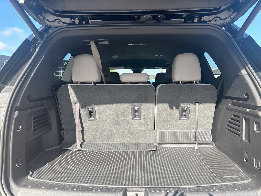 Used 2025 GMC Acadia Elevation w/ LPO, Floor Liner Package FWD image 36