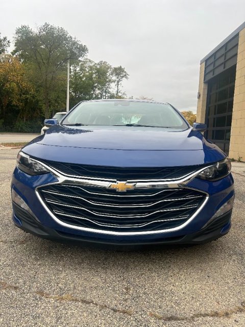Used 2023 Chevrolet Malibu LT FWD image 9