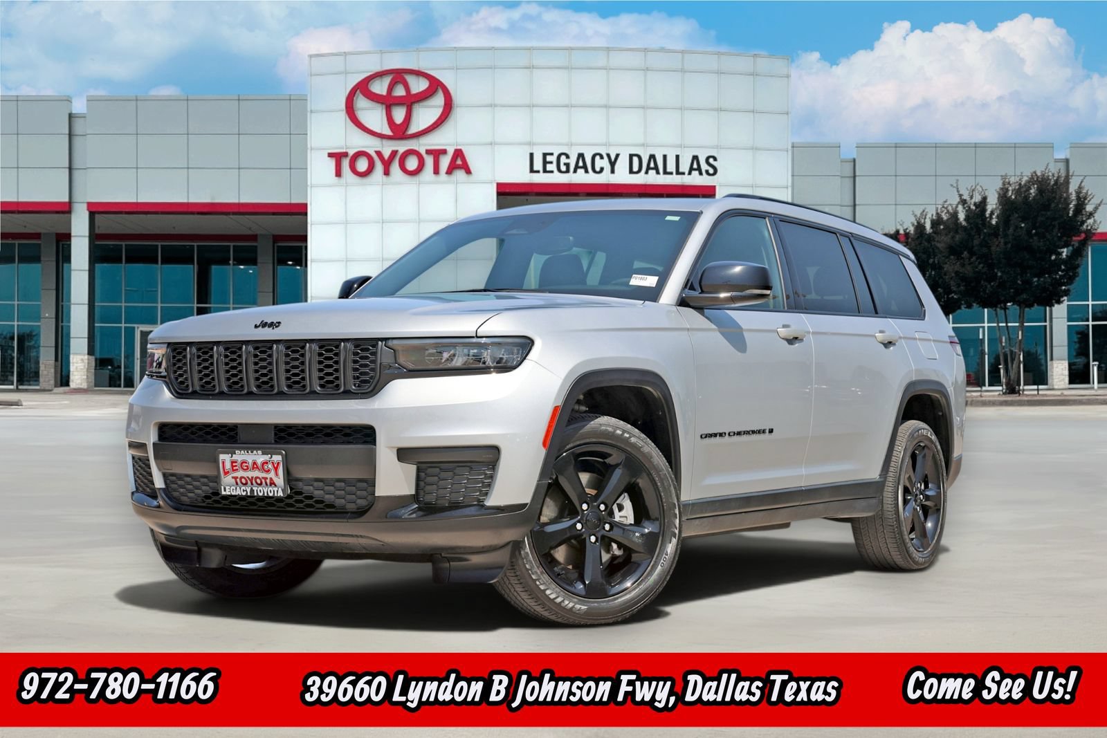 Used 2023 Jeep Grand Cherokee L Laredo RWD image 1