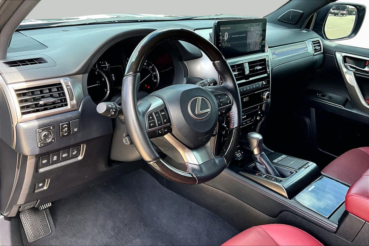 Used 2023 Lexus GX 460 Premium w/ Premium Package AWD/4WD image 18
