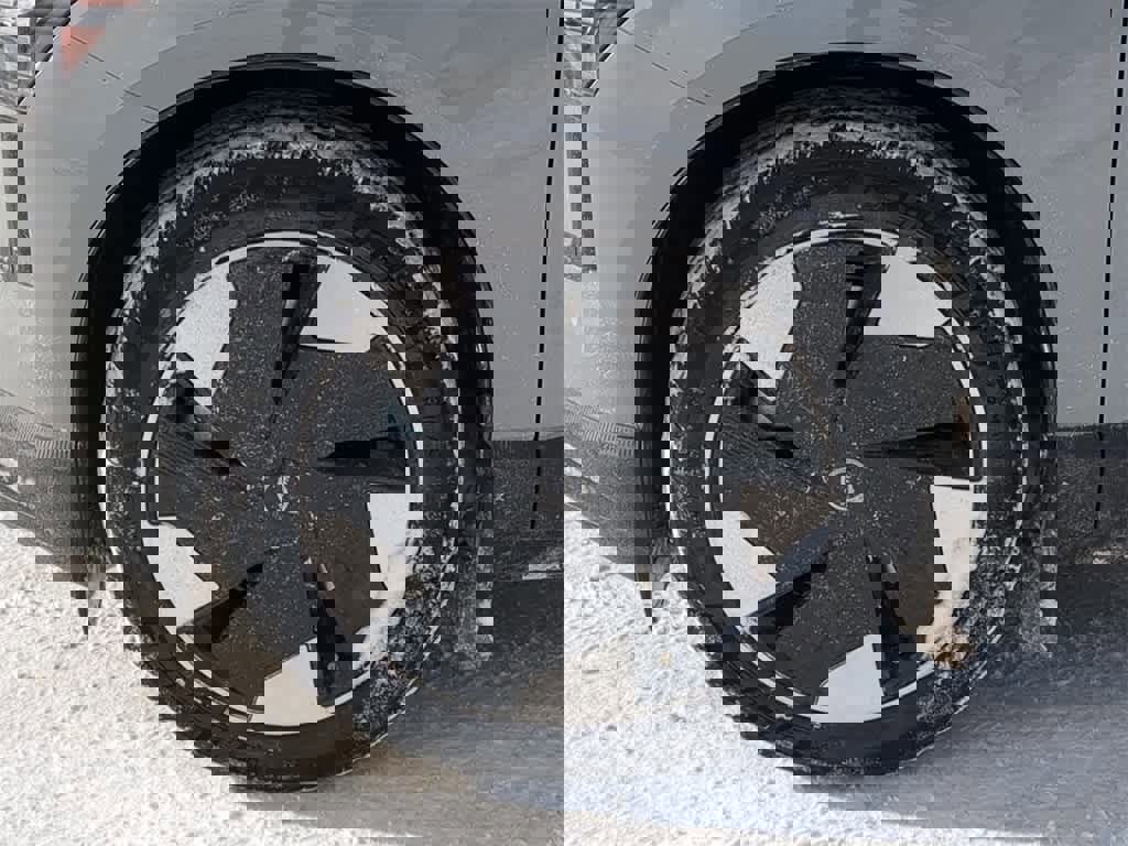 New 2026 Volvo EX30 Plus image 13