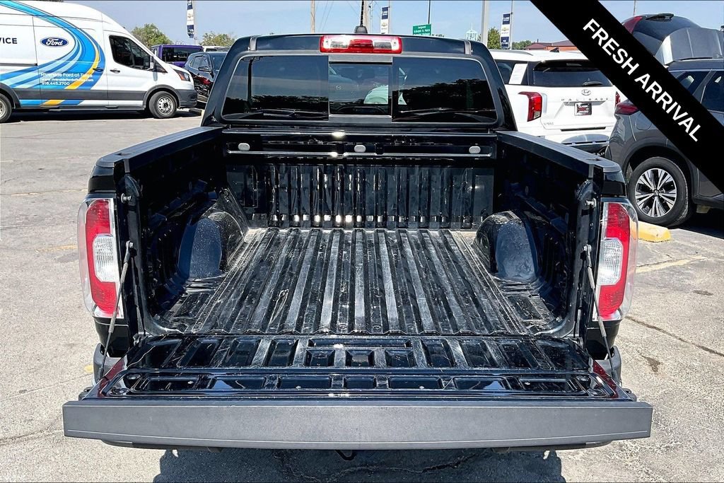 Used 2020 GMC Canyon SLE w/ Elevation Edition AWD/4WD image 16