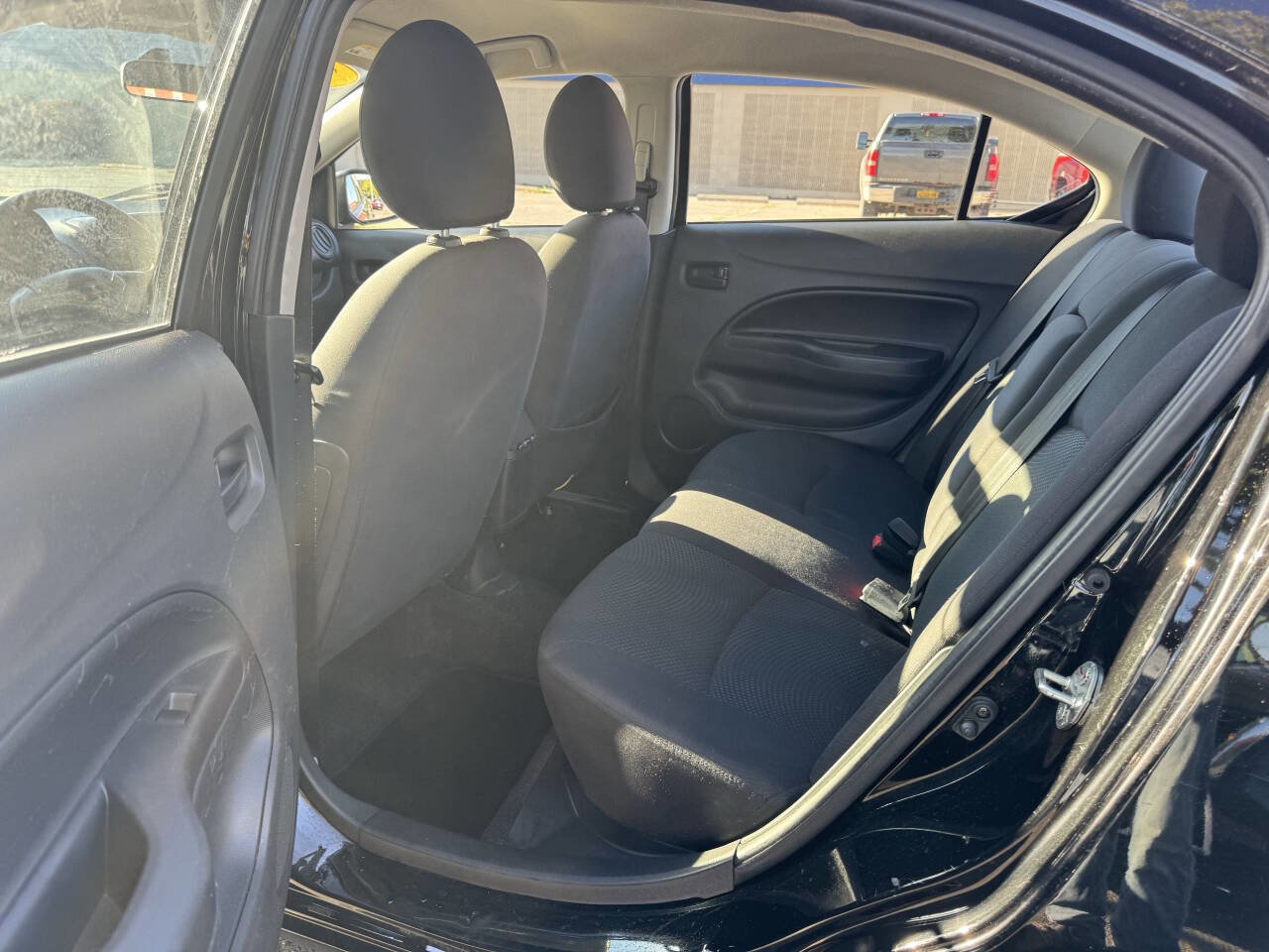 Used 2017 Mitsubishi Mirage G4 ES image 10