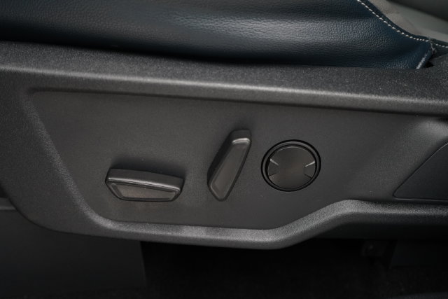 Used 2021 Ford Bronco First Edition AWD/4WD image 12