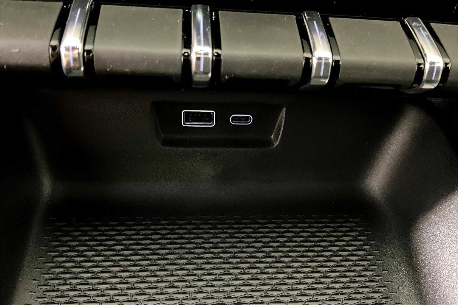 New 2026 GMC Terrain Elevation w/ Elevation Premium Package image 13