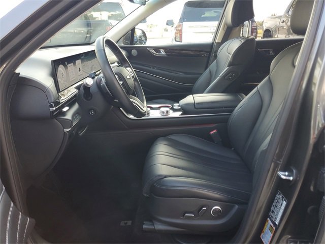 Used 2025 Genesis GV80 2.5T Standard image 17