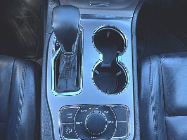 Used 2019 Jeep Grand Cherokee Limited image 16