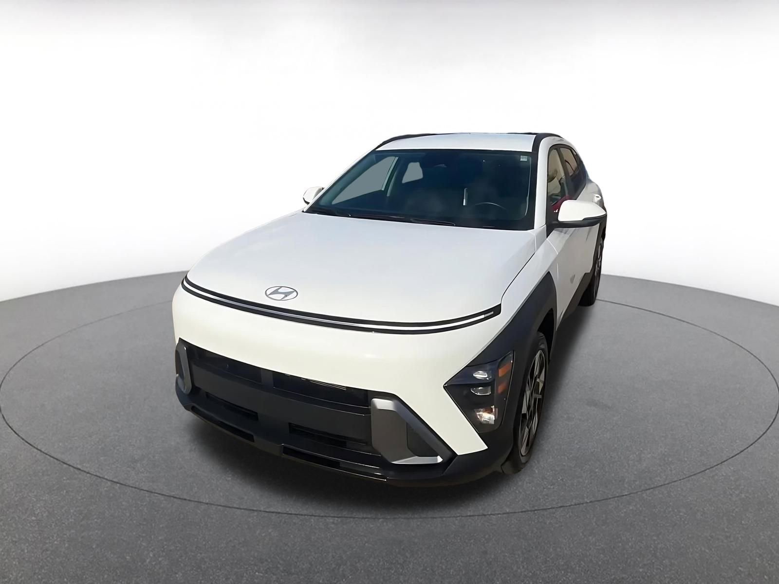 Used 2025 Hyundai Kona SEL image 7