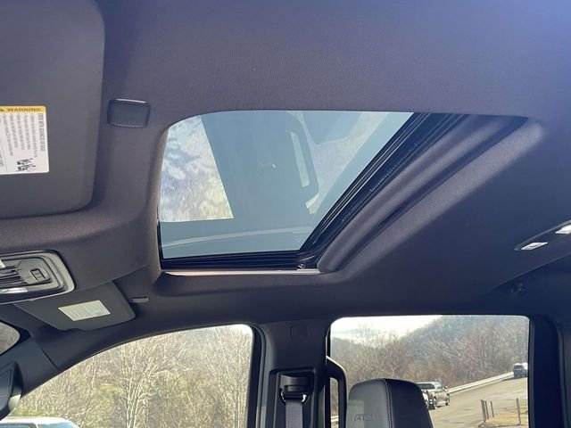 Used 2024 GMC Sierra 2500 AT4 w/ AT4 Premium Plus Package image 18