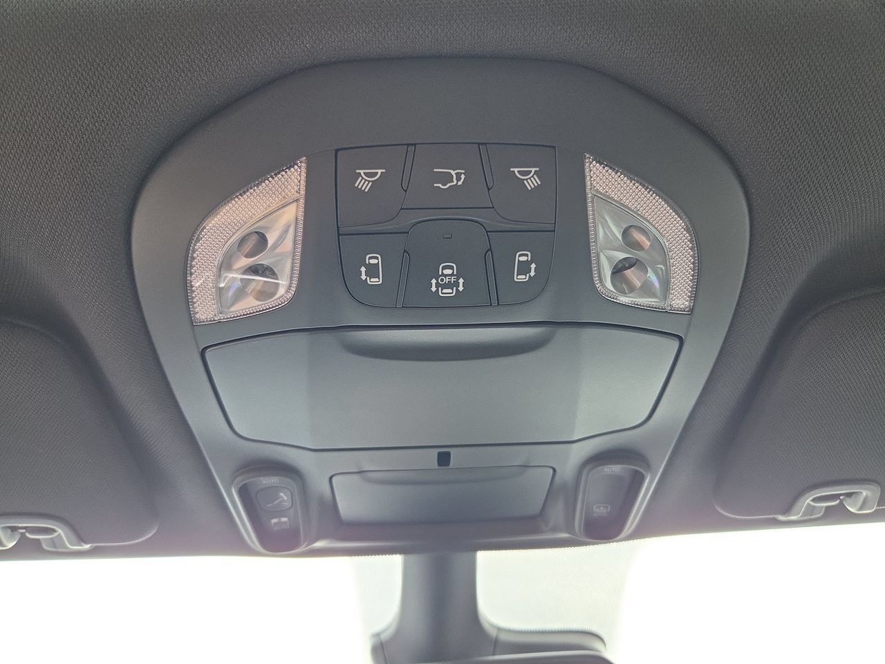 New 2027 Chrysler Pacifica Select AWD/4WD image 25